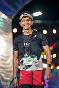 BIB: 1006
                            <button type="button" onclick="openModal(24885517)" class="btn btn-primary btn-sm float-right btn-popup" data-toggle="modal" data-target=".modal-high-quality">
                        <i class="fas fa-shopping-cart"></i> Add to Cart
                    </button>
                                            <button type="button" onclick="isThisMe(24885517, true)" class="btn btn-success btn-sm float-right btn-popup btn-isme hidden" data-toggle="tooltip" data-placement="bottom" title="นี่คือรูปของคุณใช่ไหม คลิกที่นี่เพื่อเอาเข้าอัลบั้ม">
                        <i class="fas fa-plus"></i> Add to album
                    </button>
                    <button type="button" onclick="isThisMe(24885517, false)" class="btn btn-warning btn-sm float-right btn-popup btn-isnotme hidden">
                        <i class="fas fa-ban"></i> Remove from album
                    </button>